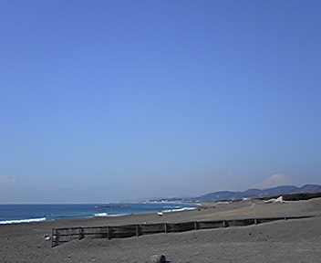 綺麗な海と富士山