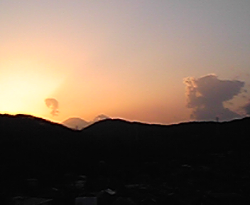 夕日