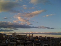 低く水平に出来た不思議な雲！