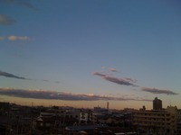 低く水平に出来た不思議な雲！