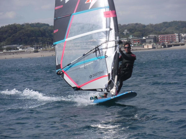 windsurfing 