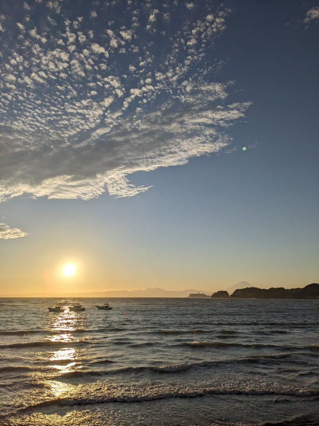 Windsurfing in a hot heart and temperature